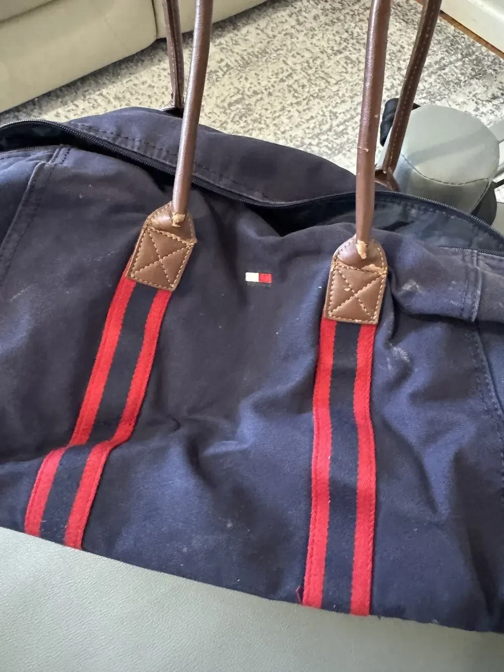 Vintage, Rare Tommy Hilfiger Travel Gym Duffle Bag Crest/Flag Logo, Nice used